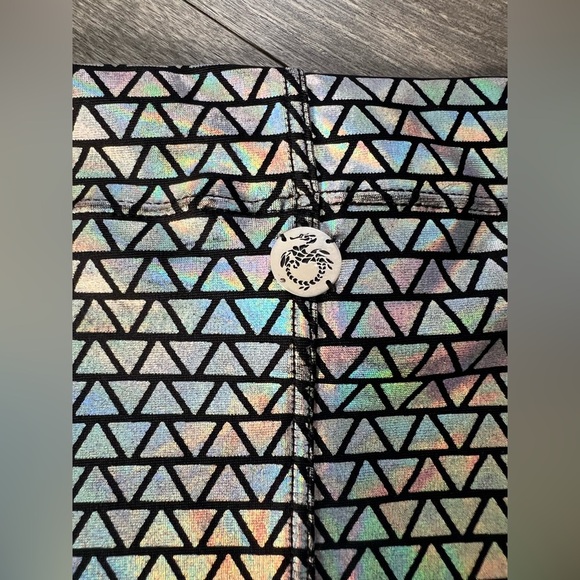 Sea Dragon Studio Holographic Prismatic Geometric Zipper Rave Shorts. Size M - Picture 7 of 13